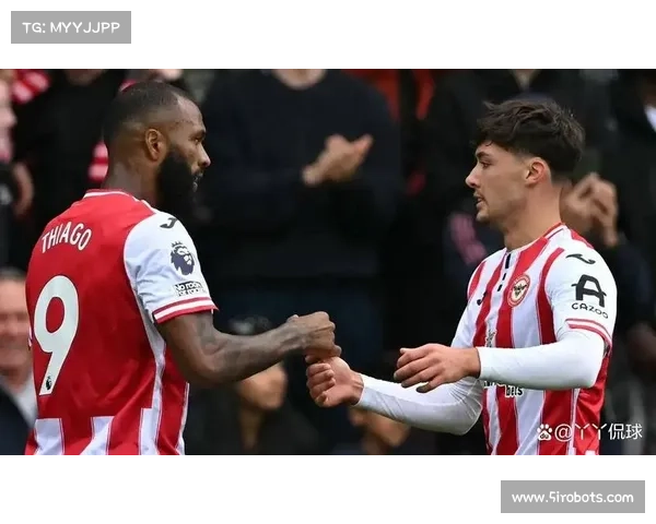 布伦特福德逆袭曼城的背后原因解析与战术分析